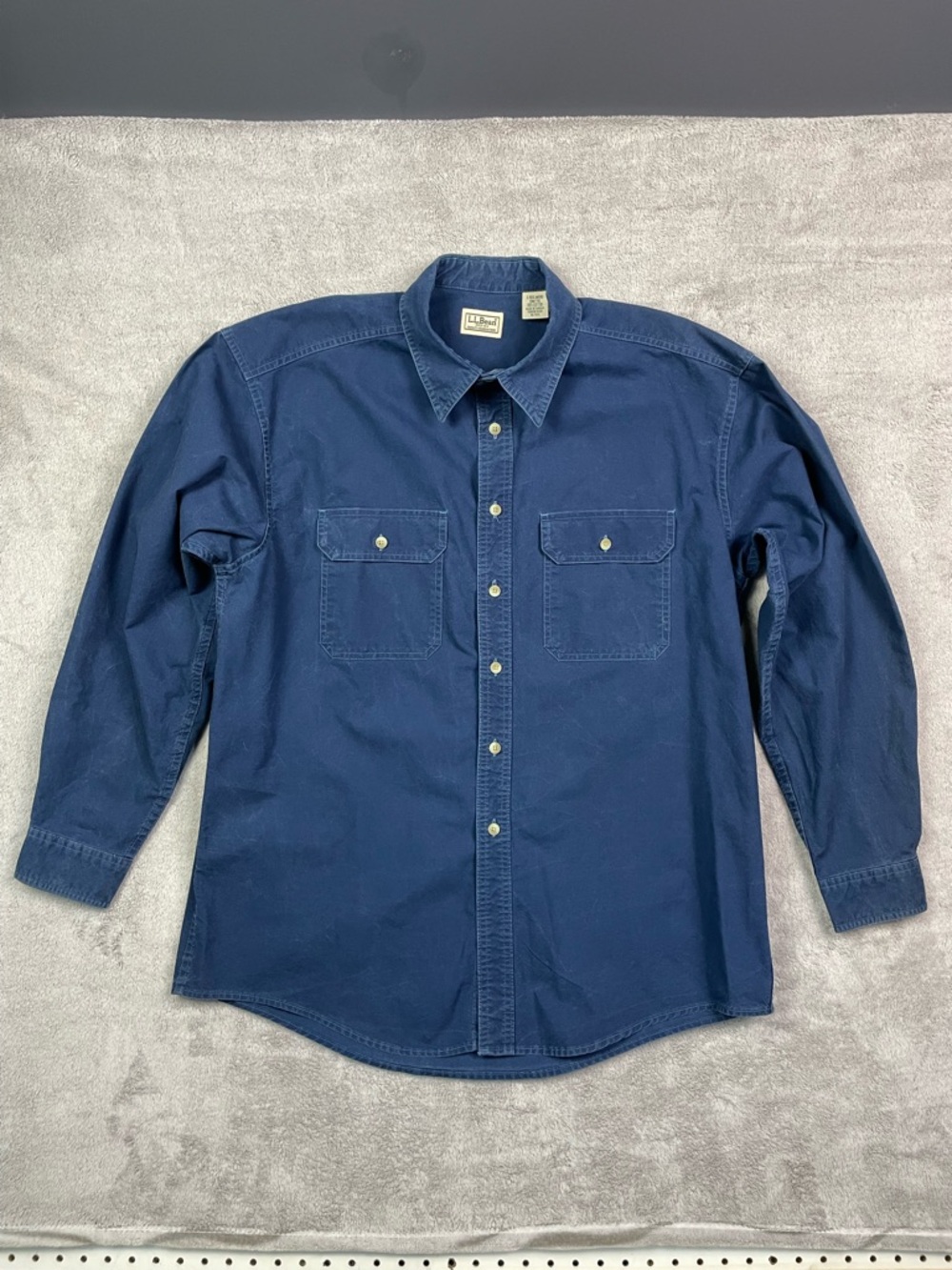 L.L. Bean Men's Large Regular Navy Blue Chino Work Shirt Cotton Made in Canada